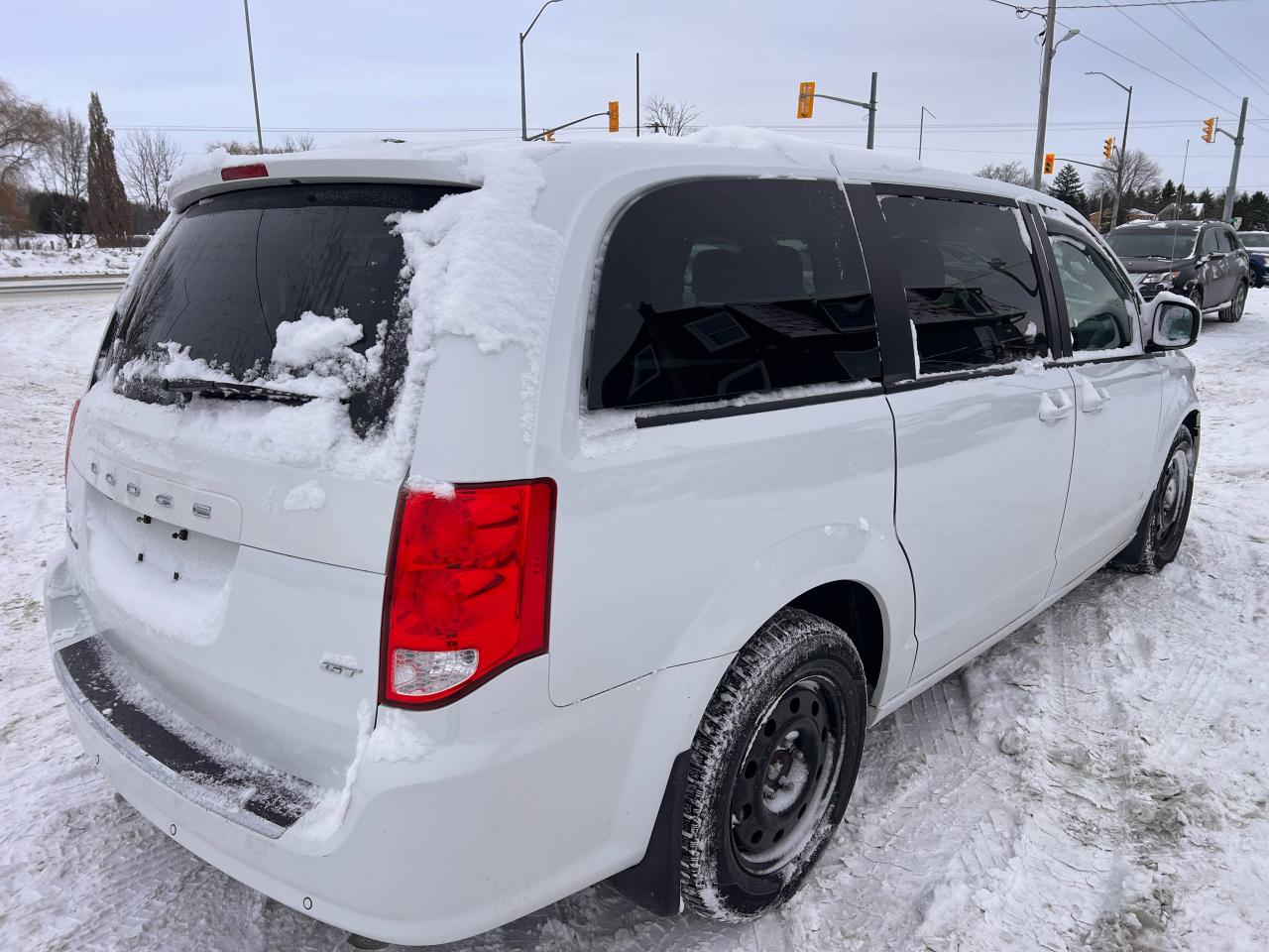 2019 Dodge Grand Caravan GT Photo3