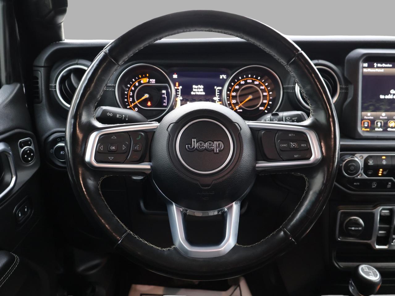 2020 Jeep Wrangler UMLIMITED SAHARA CERTIFIED CAMERA NAV BLUETOOTH LEATHER HEATED SEATS CRUISE ALLOYS Photo