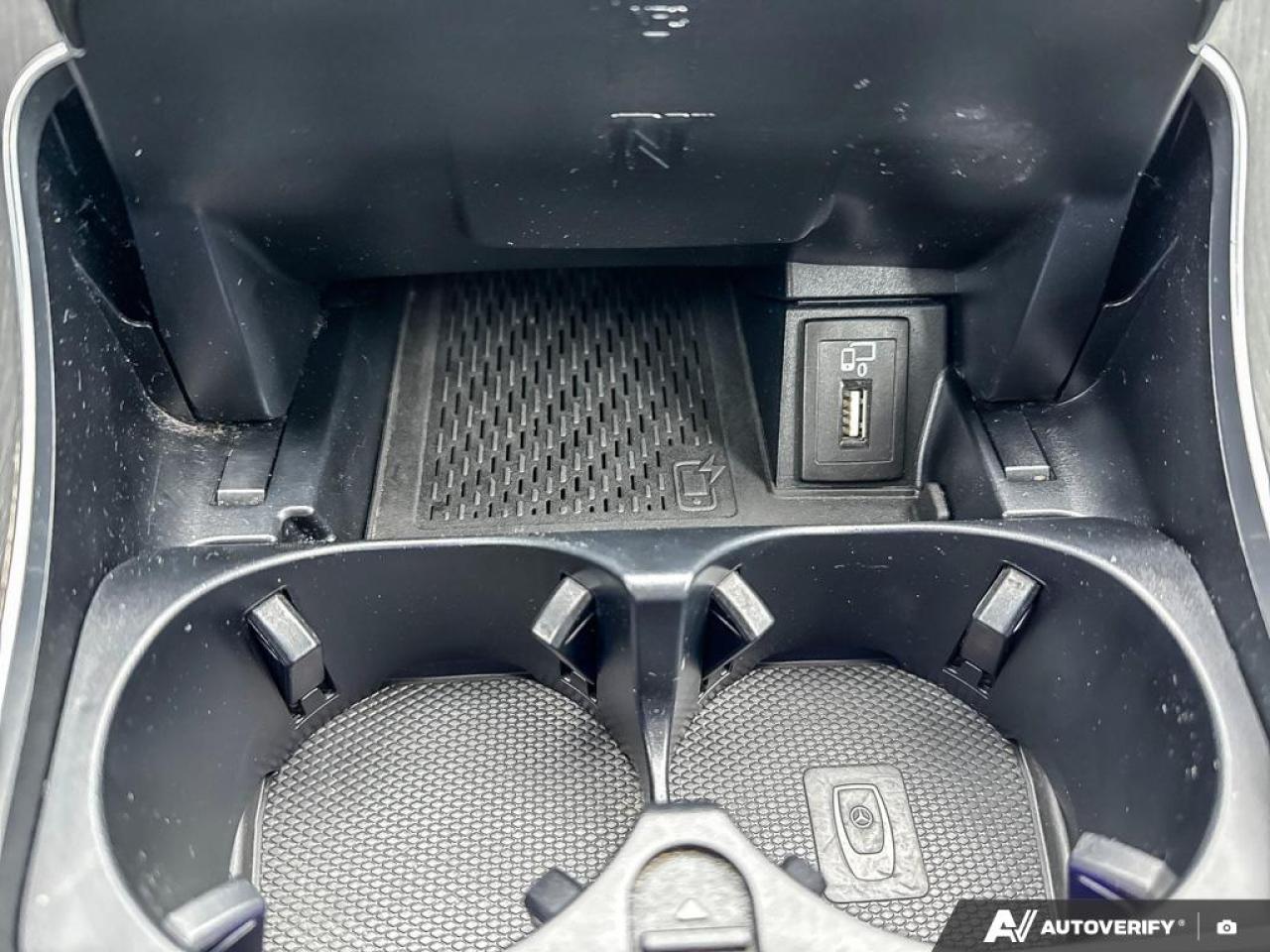 2021 Mercedes-Benz C-Class C300 / NO ACCIDENTS / AMG / PANO ROOF / NAV Photo