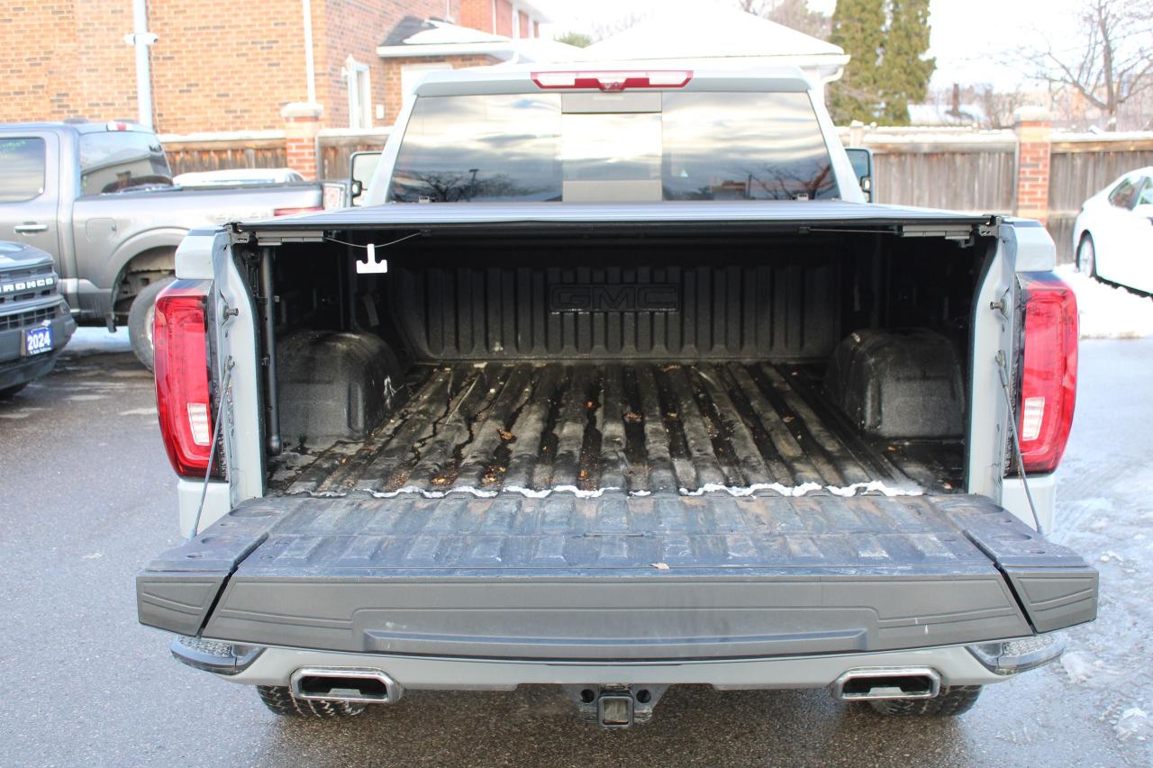 2025 GMC Sierra 1500 AT4 Photo