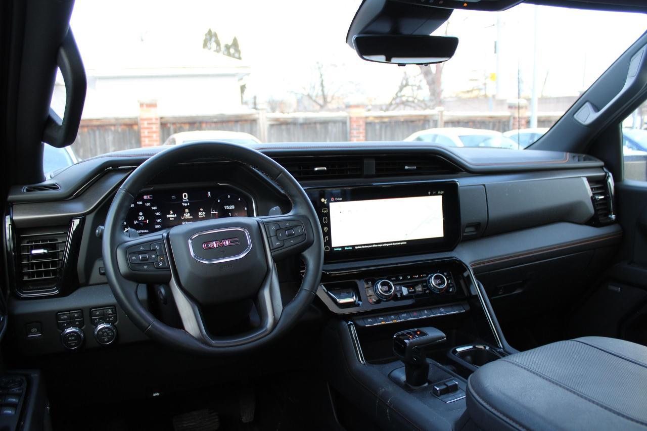 2025 GMC Sierra 1500 AT4 Photo