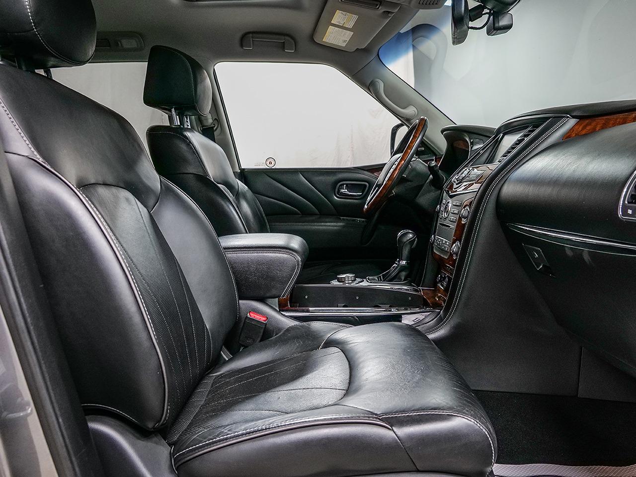 2016 Infiniti QX80  Photo