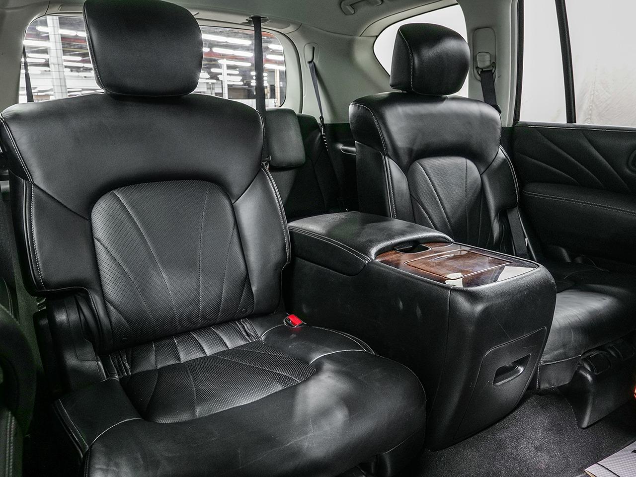 2016 Infiniti QX80  Photo