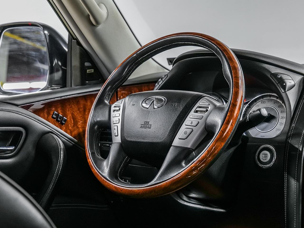 2016 Infiniti QX80  Photo