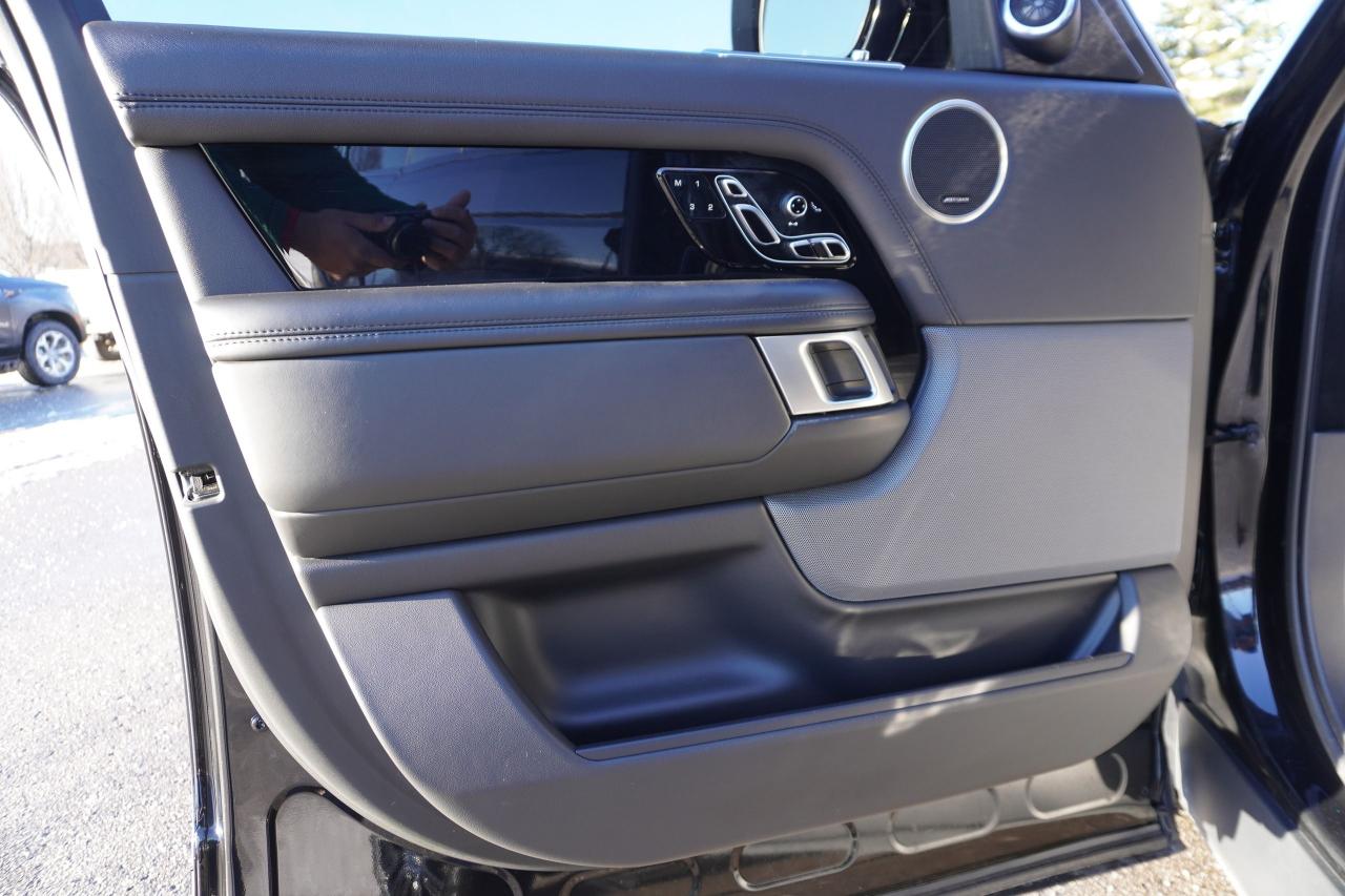 2021 Land Rover Range Rover P525 WESTMINSTER / V8 SUPERCHARGED / TRIPLE BLACK - Photo #10