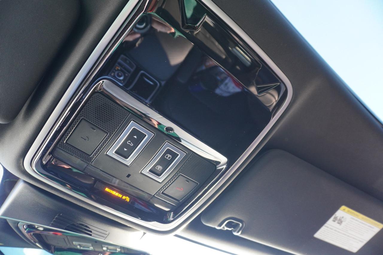 2021 Land Rover Range Rover P525 WESTMINSTER / V8 SUPERCHARGED / TRIPLE BLACK - Photo #18