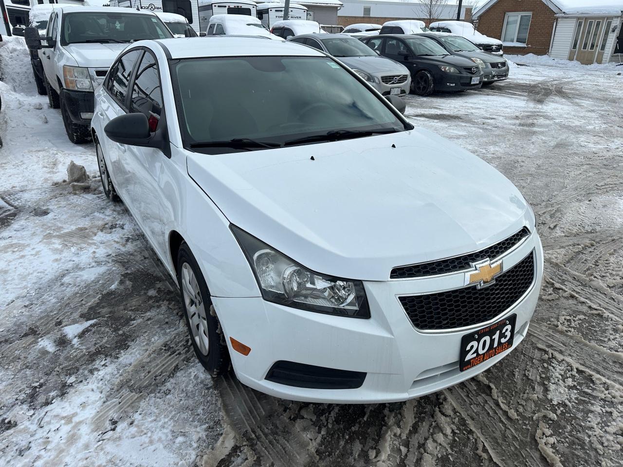 2013 Chevrolet Cruze LS, SEDAN, AUTO, 4 CYL, ONLY 63KMS, CERTIFIED - Photo #7