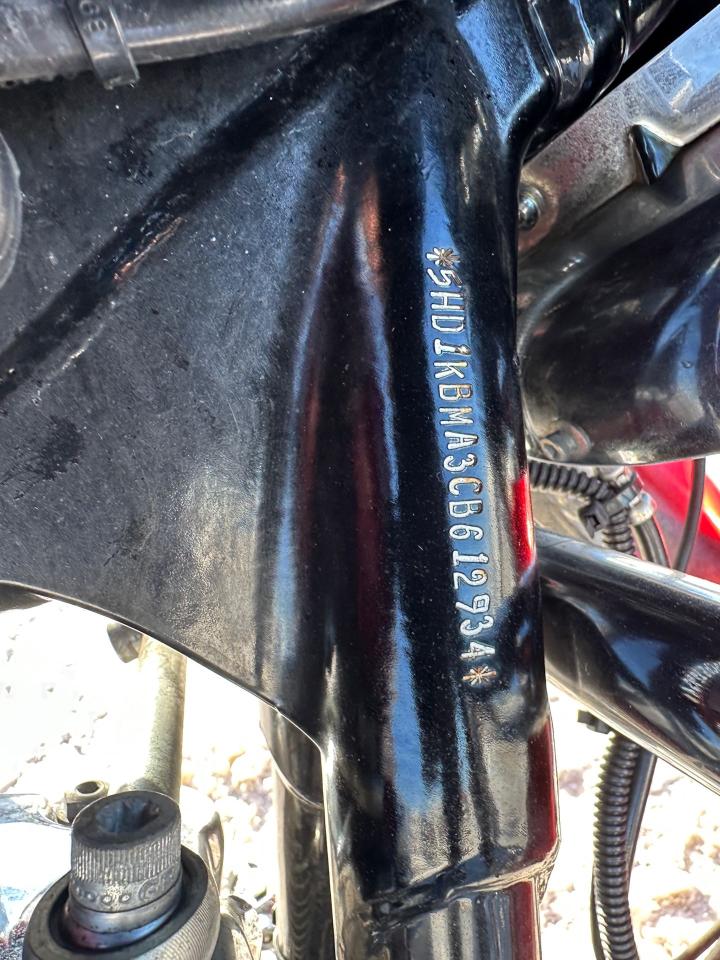 2012 Harley-Davidson Street Glide ONLY 50KMS, BARS, EXHAUST, LIGHT DAMAGE, AS IS - Photo #14