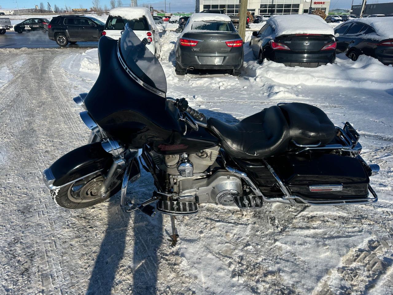 2005 Harley-Davidson Electra Glide Classic FLHTI, EXHAUST, LIGHT DAMGE, RUNS WELL, AS IS - Photo #2