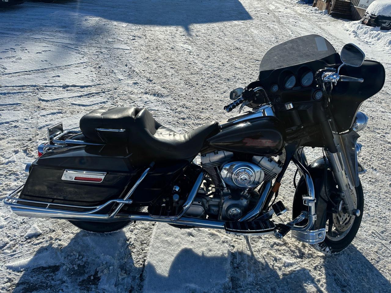 2005 Harley-Davidson Electra Glide Classic FLHTI, EXHAUST, LIGHT DAMGE, RUNS WELL, AS IS - Photo #3