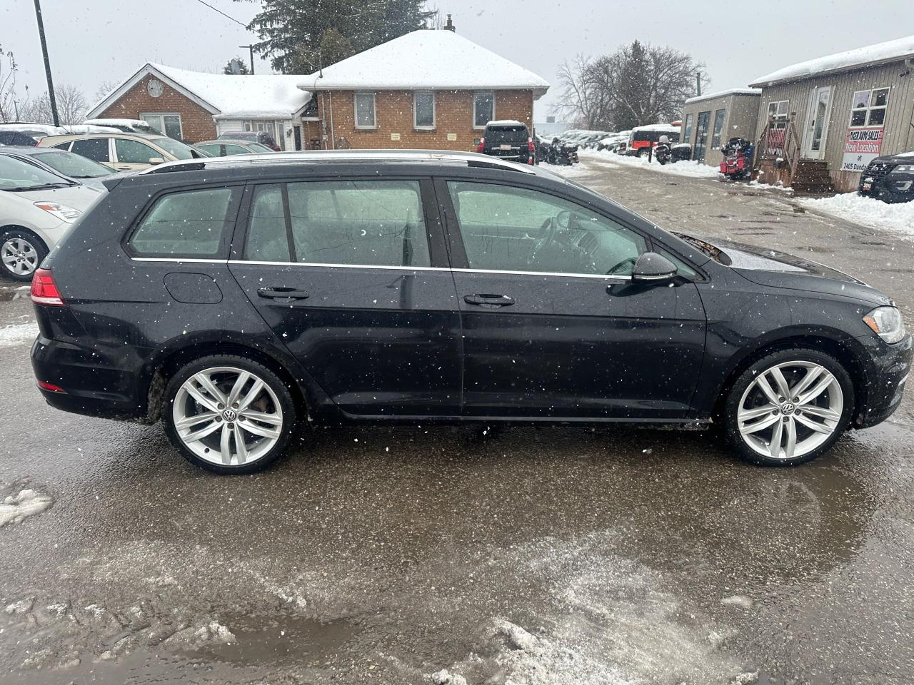 2018 Volkswagen Golf SportWagen HIGHLINE, AWD, MANUAL, LEATHER, LOADED, CERTIFIED Photo