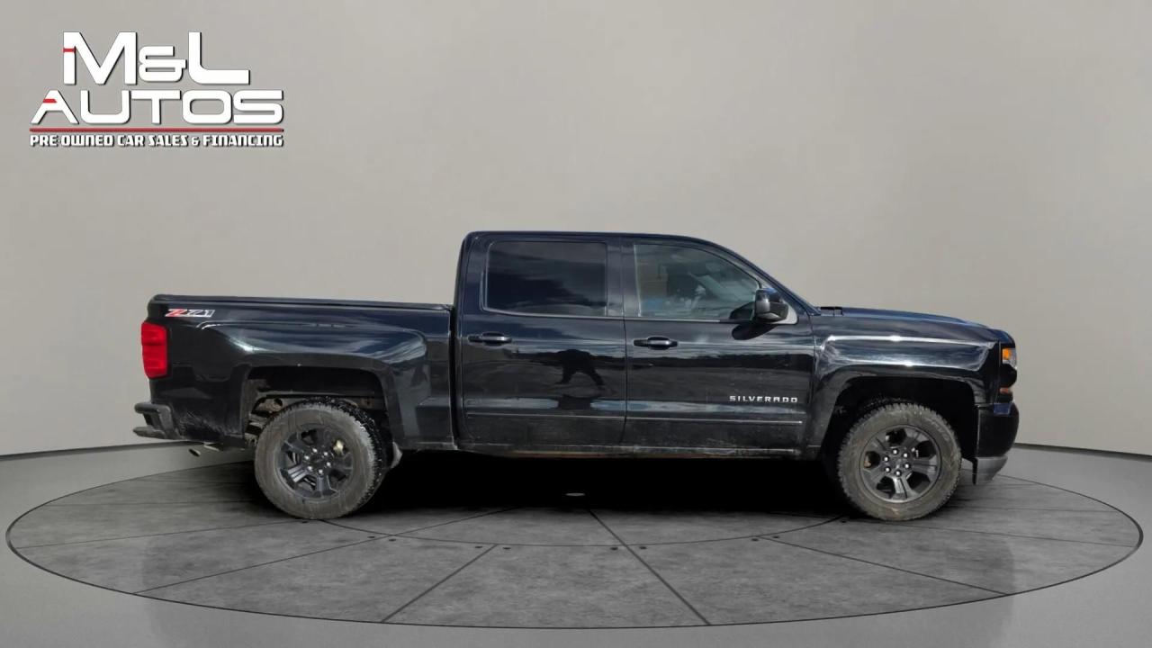 2017 Chevrolet Silverado 1500 4WD Crew Cab 143.5" LT w/2LT Photo