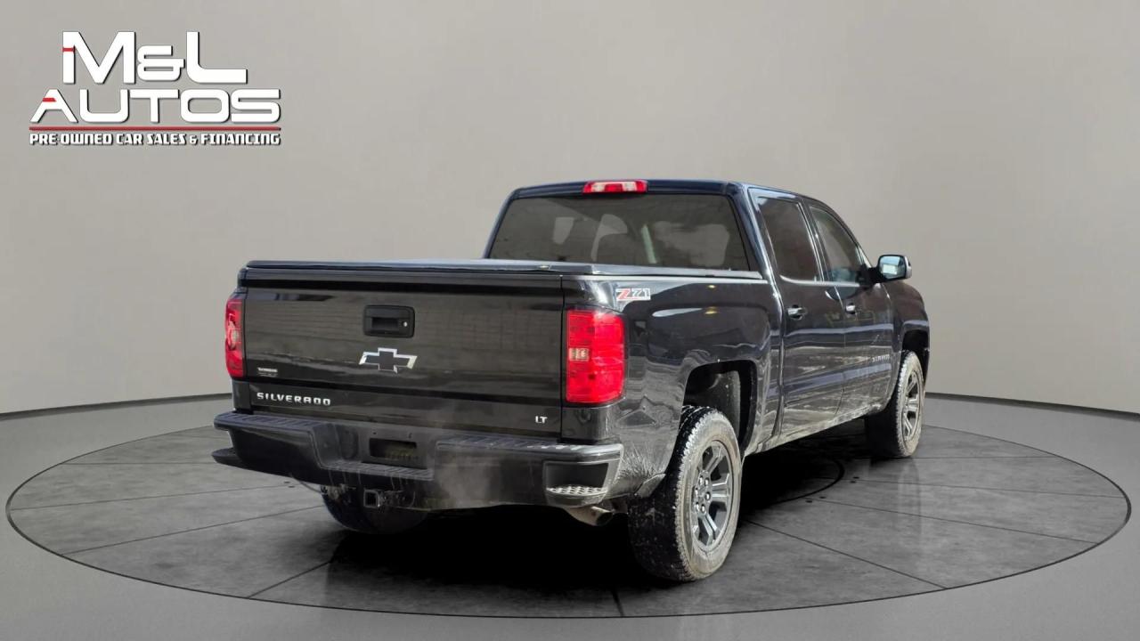 2017 Chevrolet Silverado 1500 4WD Crew Cab 143.5" LT w/2LT Photo4