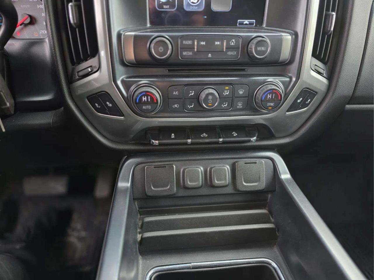 2017 Chevrolet Silverado 1500 4WD Crew Cab 143.5" LT w/2LT Photo