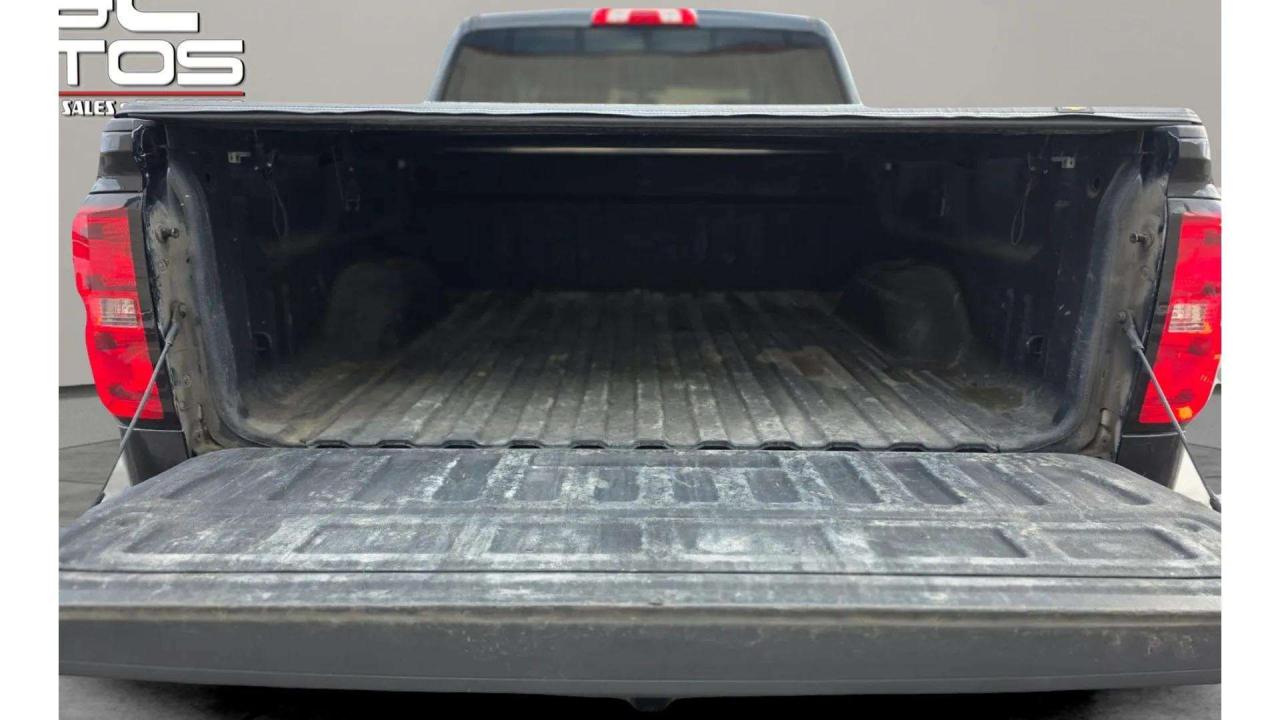 2017 Chevrolet Silverado 1500 4WD Crew Cab 143.5" LT w/2LT Photo