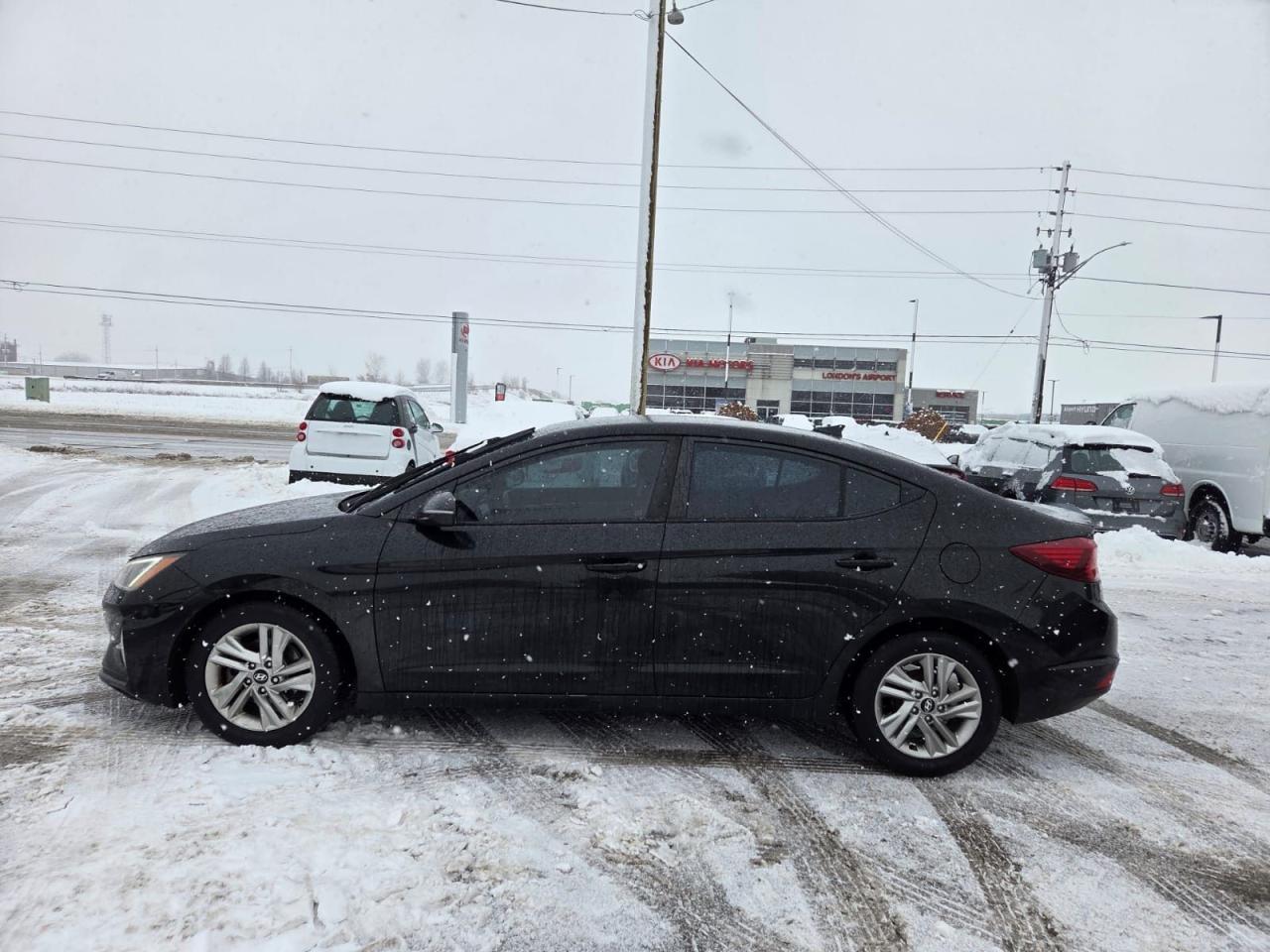 2019 Hyundai Elantra Preferred, HEATED SEATS, ONLY 148KMS, CERTIFIED - Photo #2