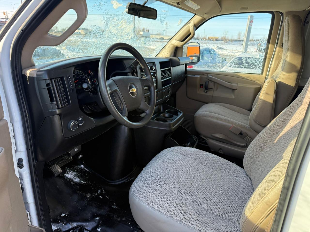 2020 Chevrolet Express Cargo Van G2500, CARGO VAN, ONLY 106KMS, CERTIFIED - Photo #10