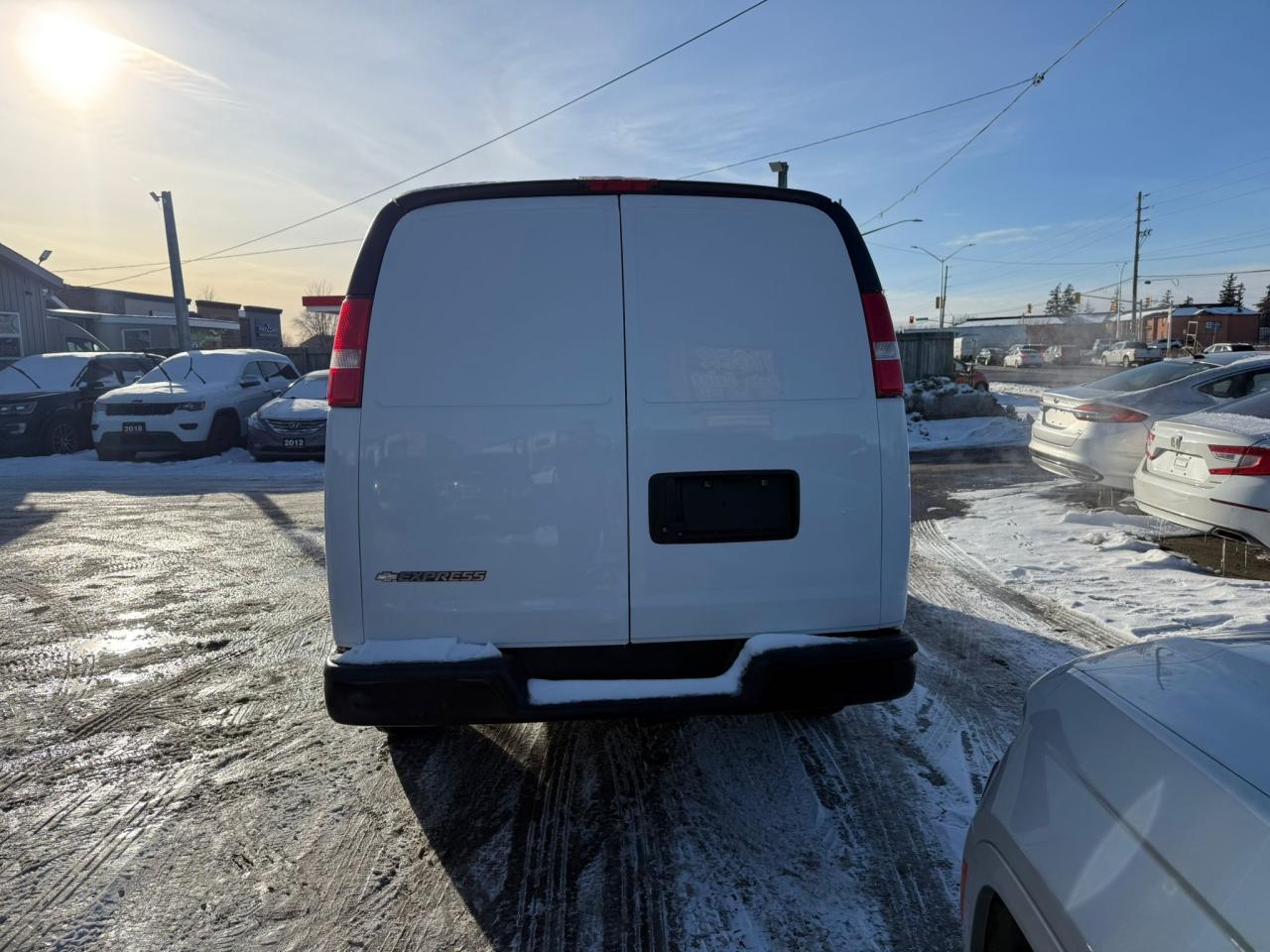 2020 Chevrolet Express Cargo Van G2500, CARGO VAN, ONLY 106KMS, CERTIFIED - Photo #4