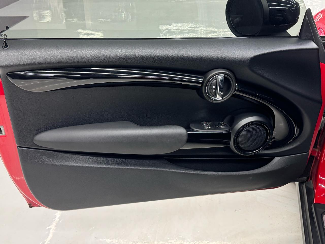 2020 MINI Cooper S S|NAV|BACKUP|CARPLAY|PANO|CLEAN CARFAX| Photo