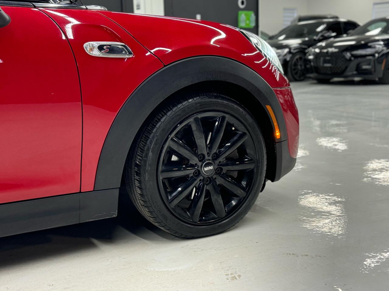 2020 MINI Cooper S S|NAV|BACKUP|CARPLAY|PANO|CLEAN CARFAX| Photo2