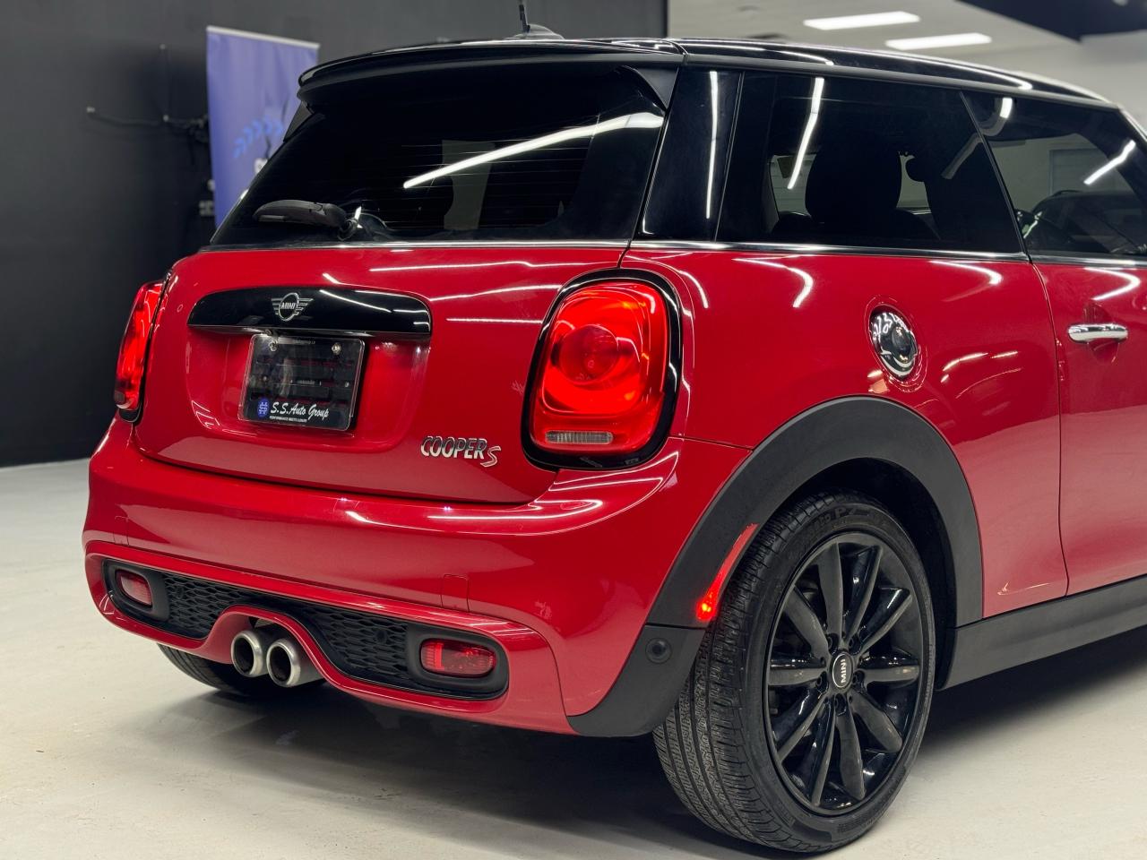 2020 MINI Cooper S S|NAV|BACKUP|CARPLAY|PANO|CLEAN CARFAX| Photo