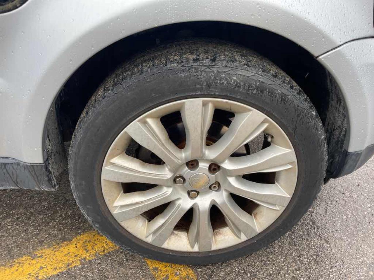 2009 Land Rover Range Rover SPORT Photo