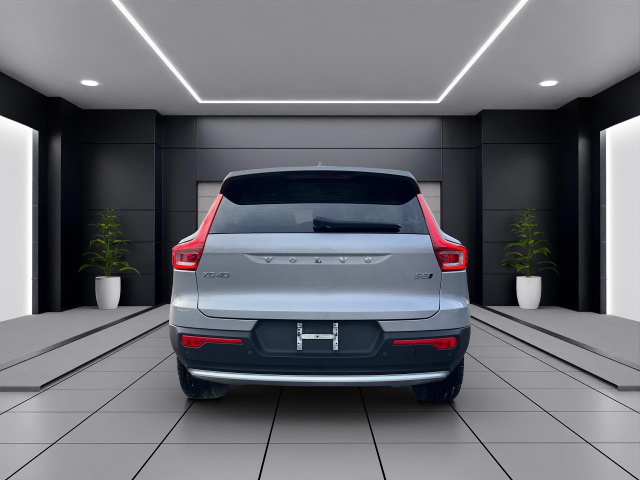 2023 Volvo XC40 B5 AWD Core - Navigation System - Leather !!! Photo