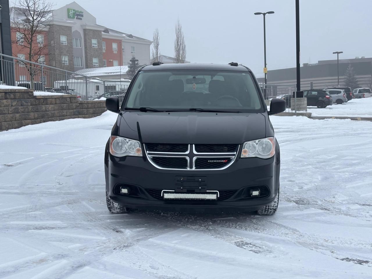 2017 Dodge Grand Caravan SE, SXT, Express | NEW YEAR SPECIAL! Photo