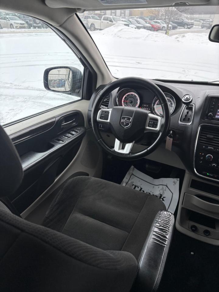 2017 Dodge Grand Caravan SE, SXT, Express | NEW YEAR SPECIAL! Photo