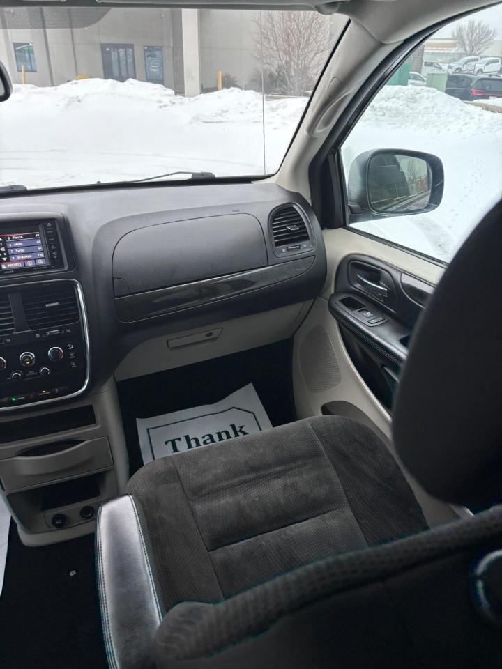 2017 Dodge Grand Caravan SE, SXT, Express | NEW YEAR SPECIAL! Photo