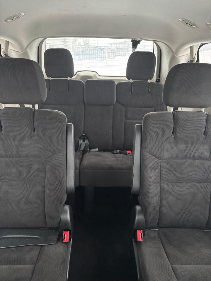 2017 Dodge Grand Caravan SE, SXT, Express | NEW YEAR SPECIAL! Photo