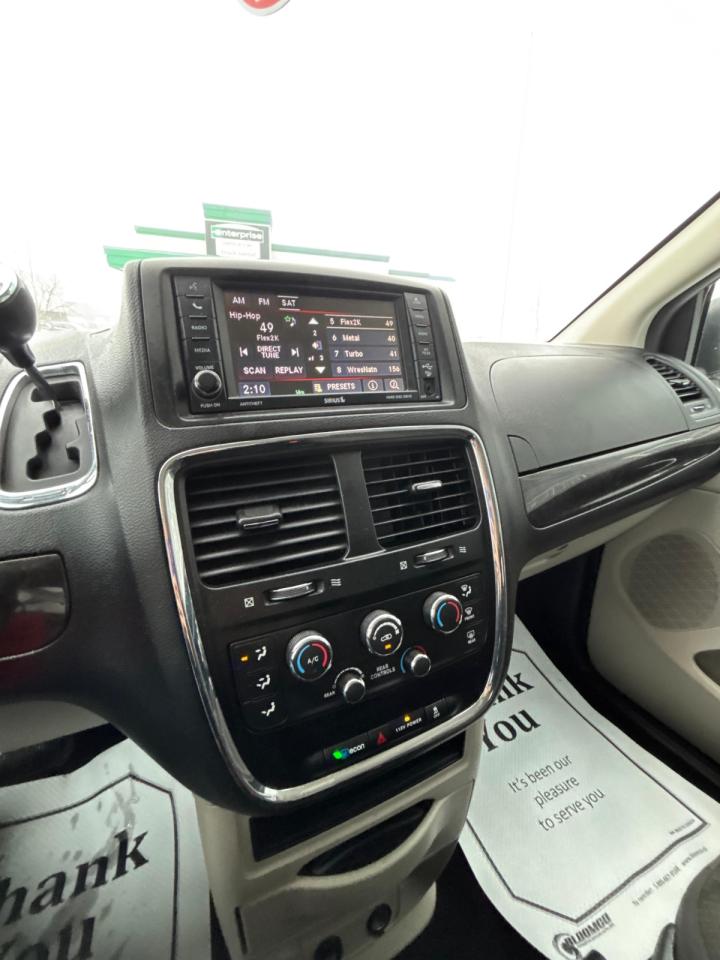 2017 Dodge Grand Caravan SE, SXT, Express | NEW YEAR SPECIAL! Photo