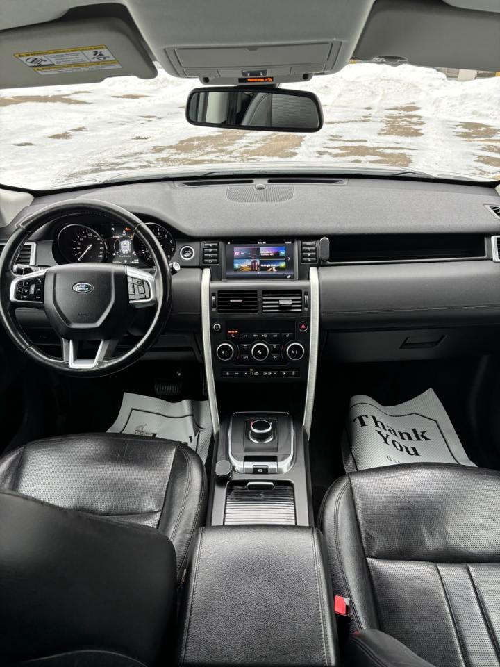 2018 Land Rover Discovery Sport SE | NEW YEAR SPECIAL! Photo