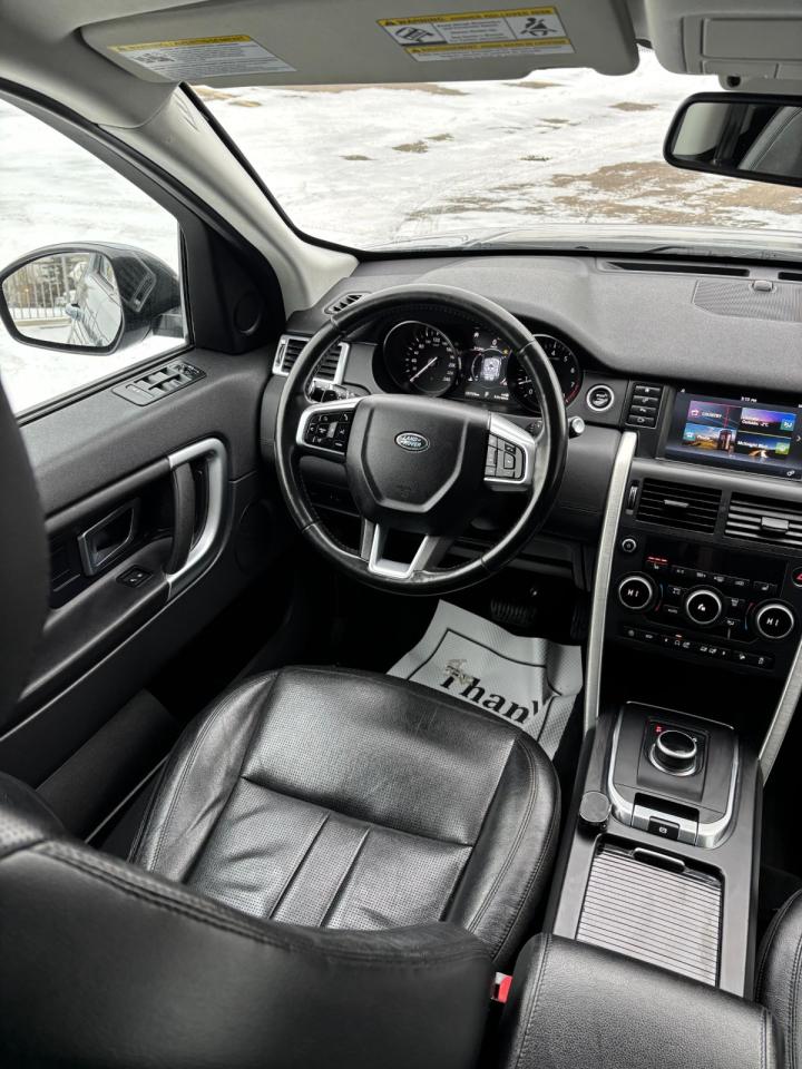 2018 Land Rover Discovery Sport SE | NEW YEAR SPECIAL! Photo