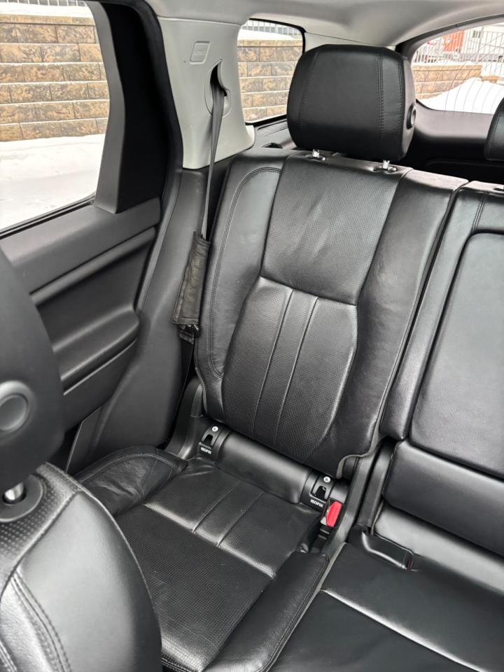 2018 Land Rover Discovery Sport SE | NEW YEAR SPECIAL! Photo