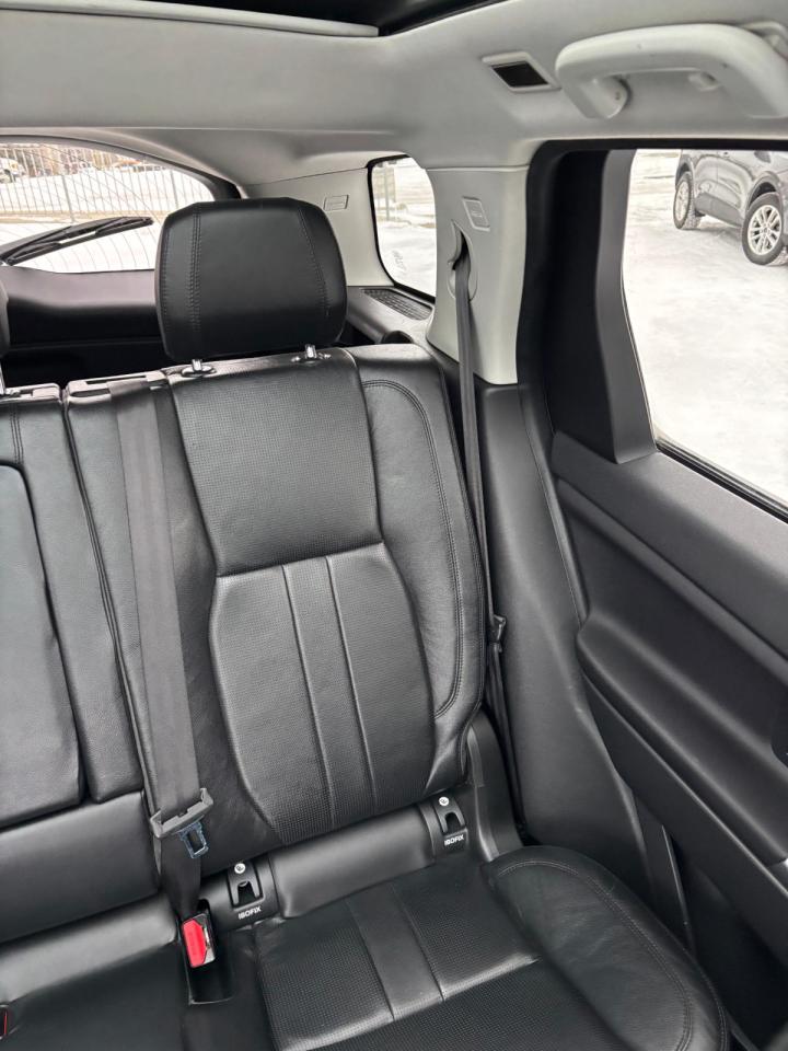 2018 Land Rover Discovery Sport SE | NEW YEAR SPECIAL! Photo