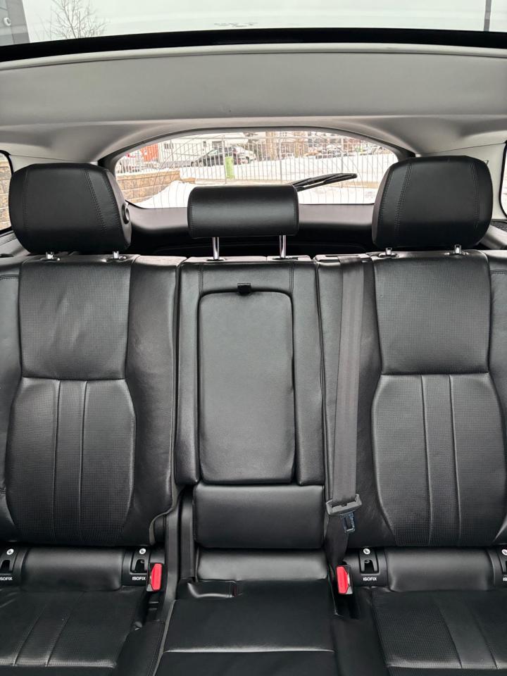 2018 Land Rover Discovery Sport SE | NEW YEAR SPECIAL! Photo