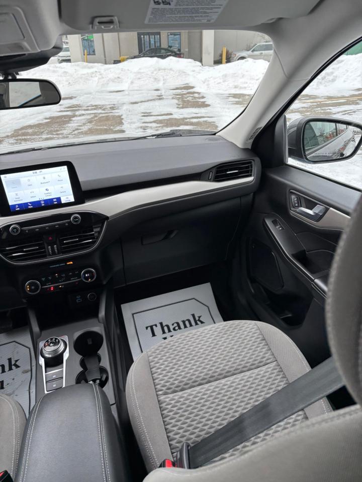 2021 Ford Escape SE | NEW YEAR SPECIAL! Photo