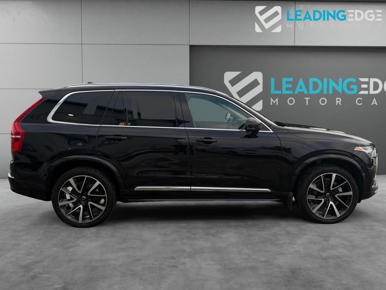 2024 Volvo XC90 B6 Plus Bright Theme Photo3