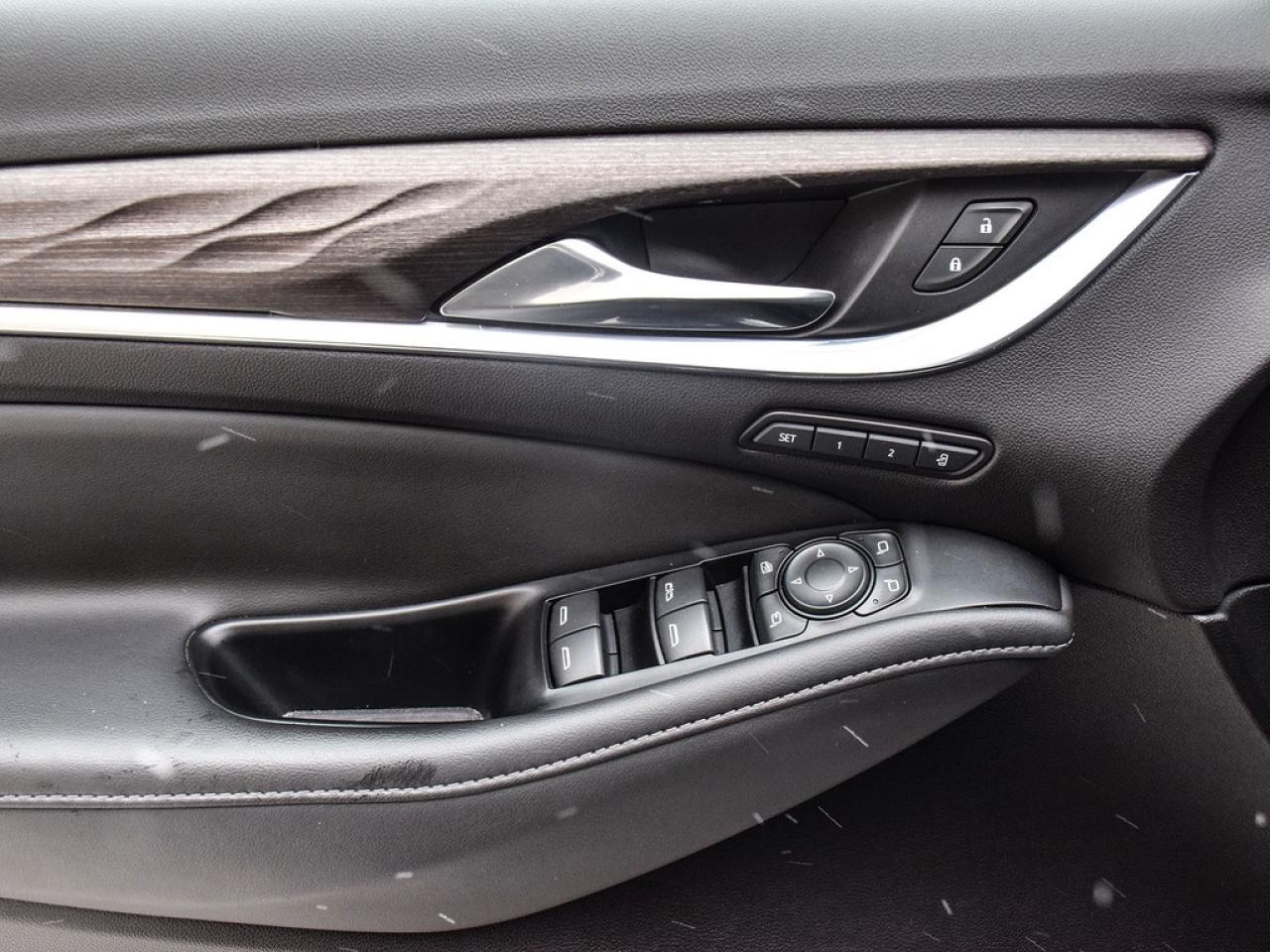 2024 Buick Enclave Avenir |AVENIR|NAV|ROOF|20S|HUD|MASSAGESEATS|BOSE| Photo