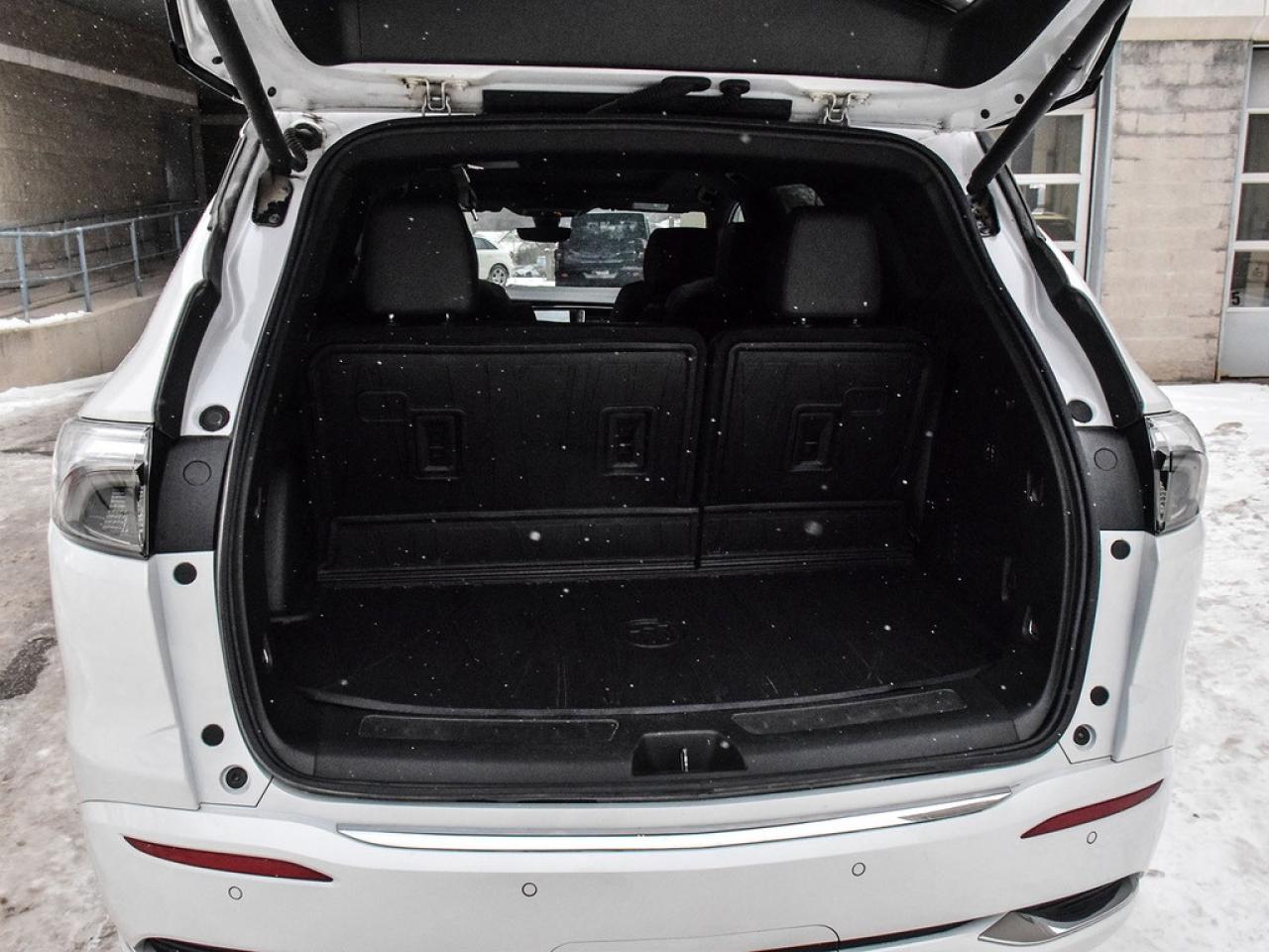 2024 Buick Enclave Avenir |AVENIR|NAV|ROOF|20S|HUD|MASSAGESEATS|BOSE| Photo