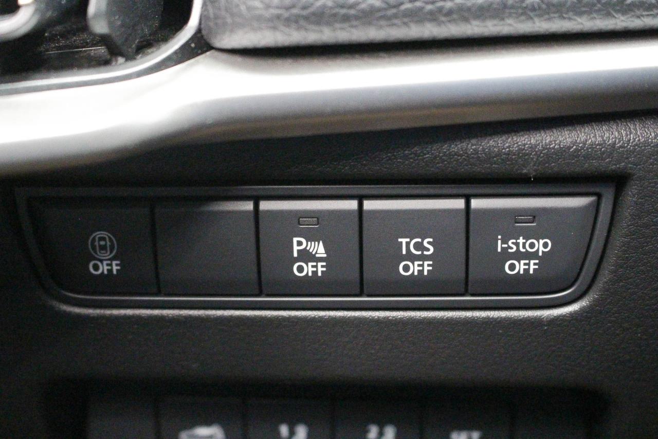 2025 Mazda CX-90 MHEV HEADS UP DISPLAY - BOSE AUDIO - LEATHER SEATING - THIRD ROW SEATING Photo