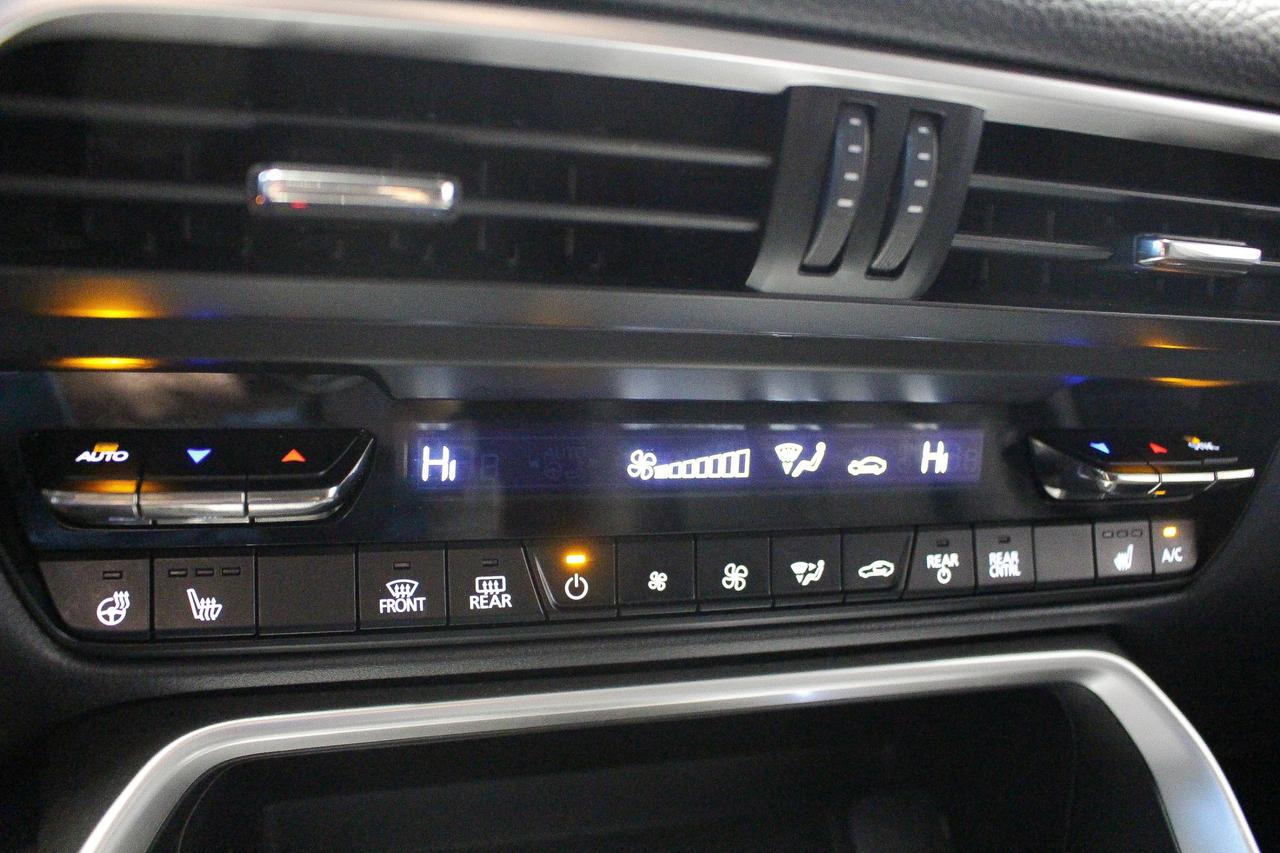 2025 Mazda CX-90 MHEV HEADS UP DISPLAY - BOSE AUDIO - LEATHER SEATING - THIRD ROW SEATING Photo