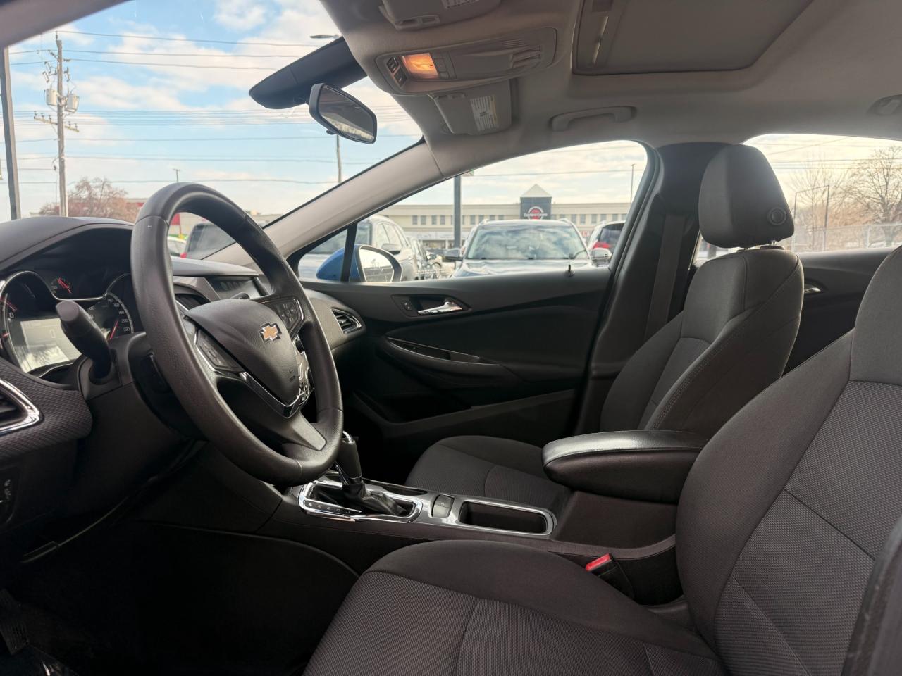 2016 Chevrolet Cruze LT AUTO Photo