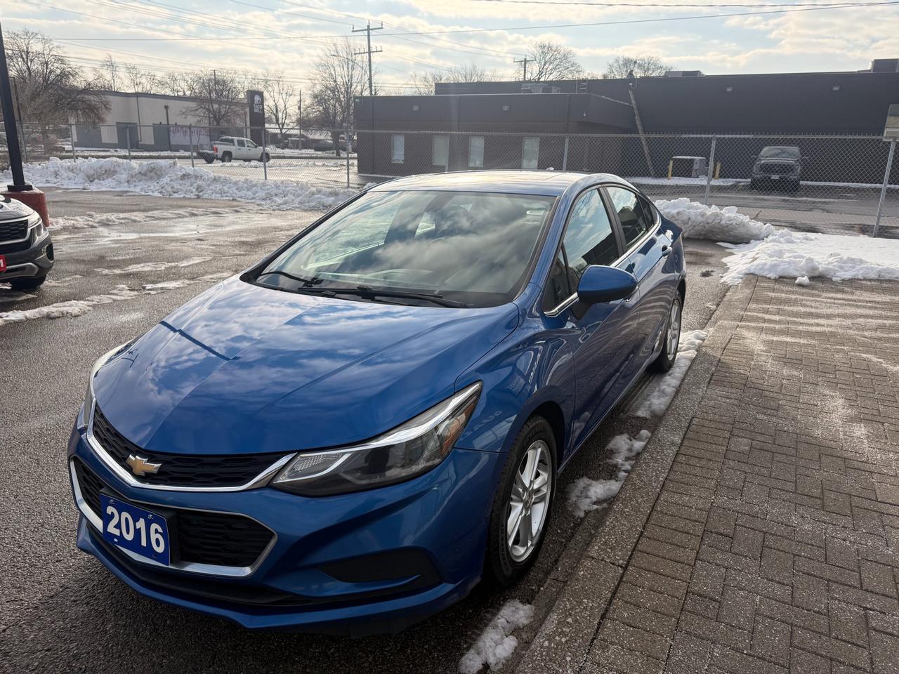 2016 Chevrolet Cruze LT Auto Remote Start! Photo