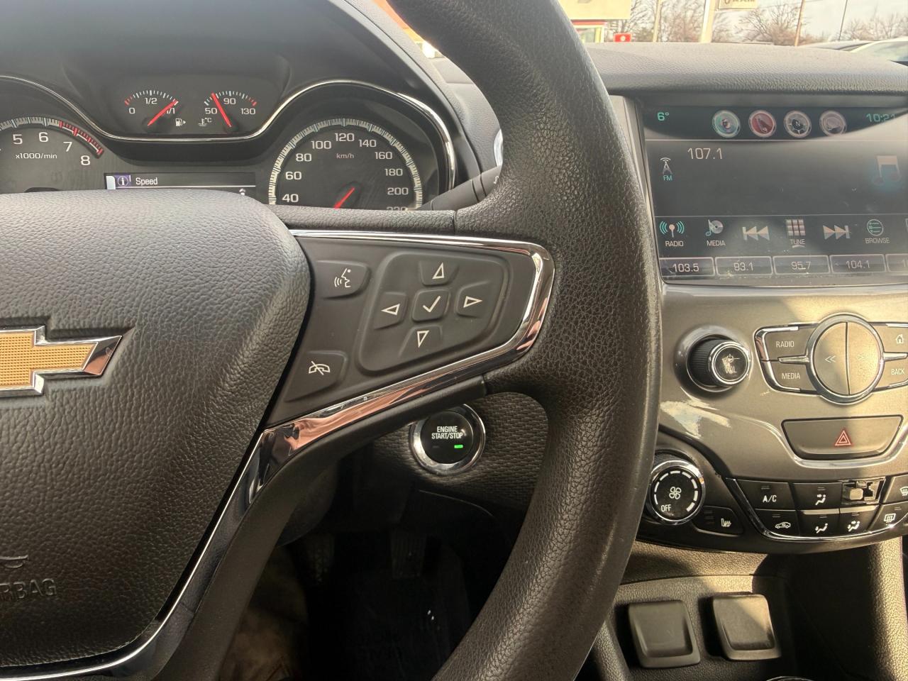 2016 Chevrolet Cruze LT AUTO Photo