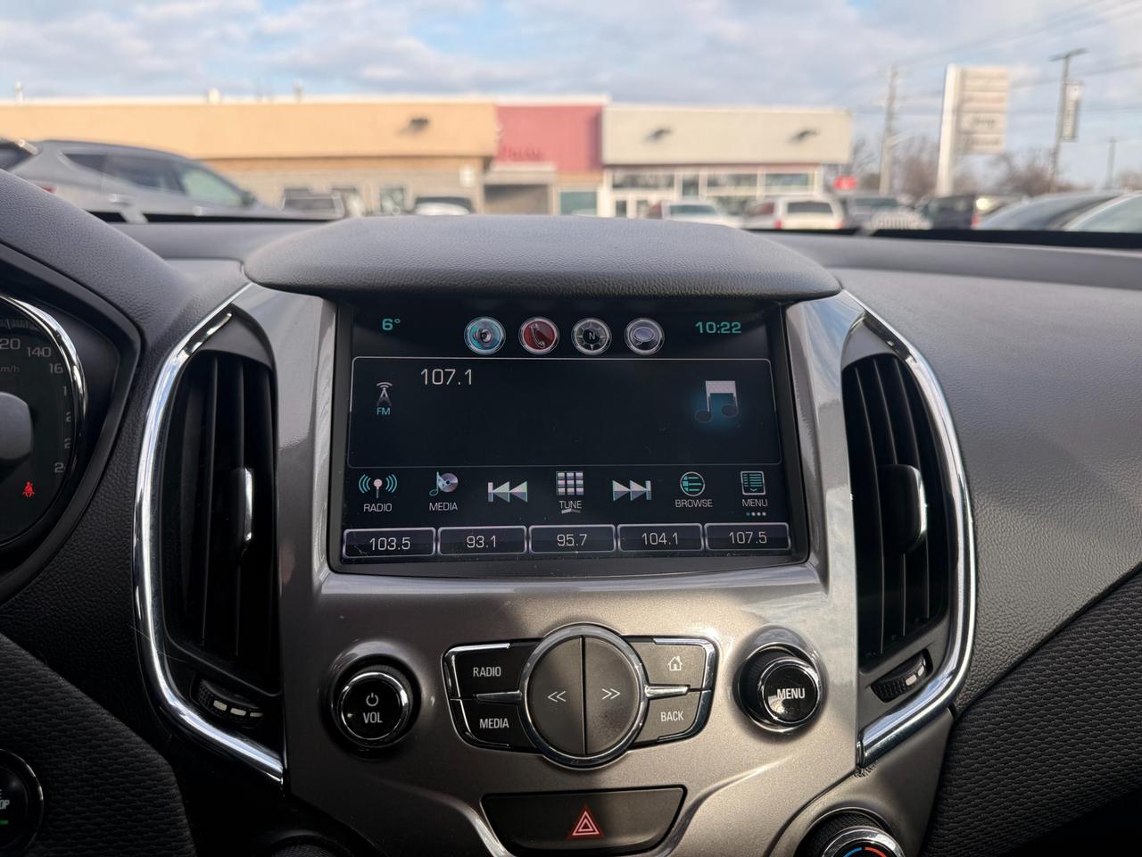 2016 Chevrolet Cruze LT Auto Remote Start! Photo