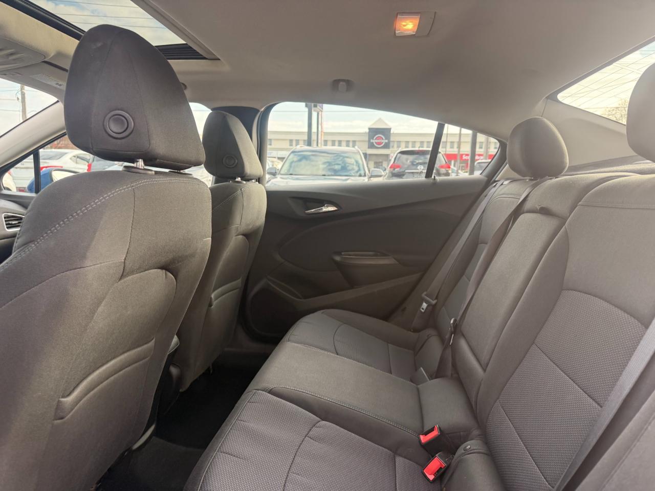 2016 Chevrolet Cruze LT AUTO Photo