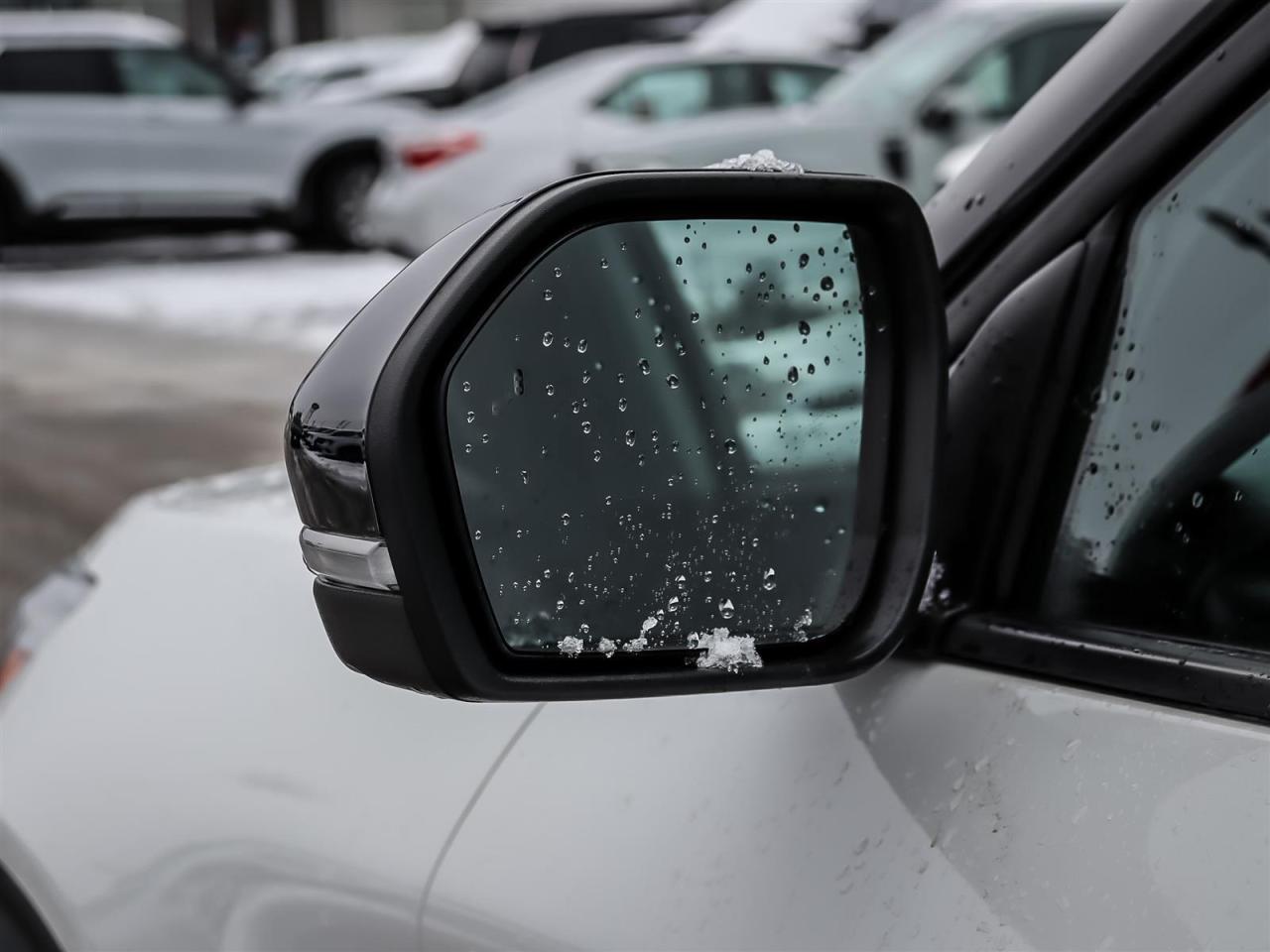 2021 Ford Explorer Limited Bench | Roof | Wireless Pad | Photo