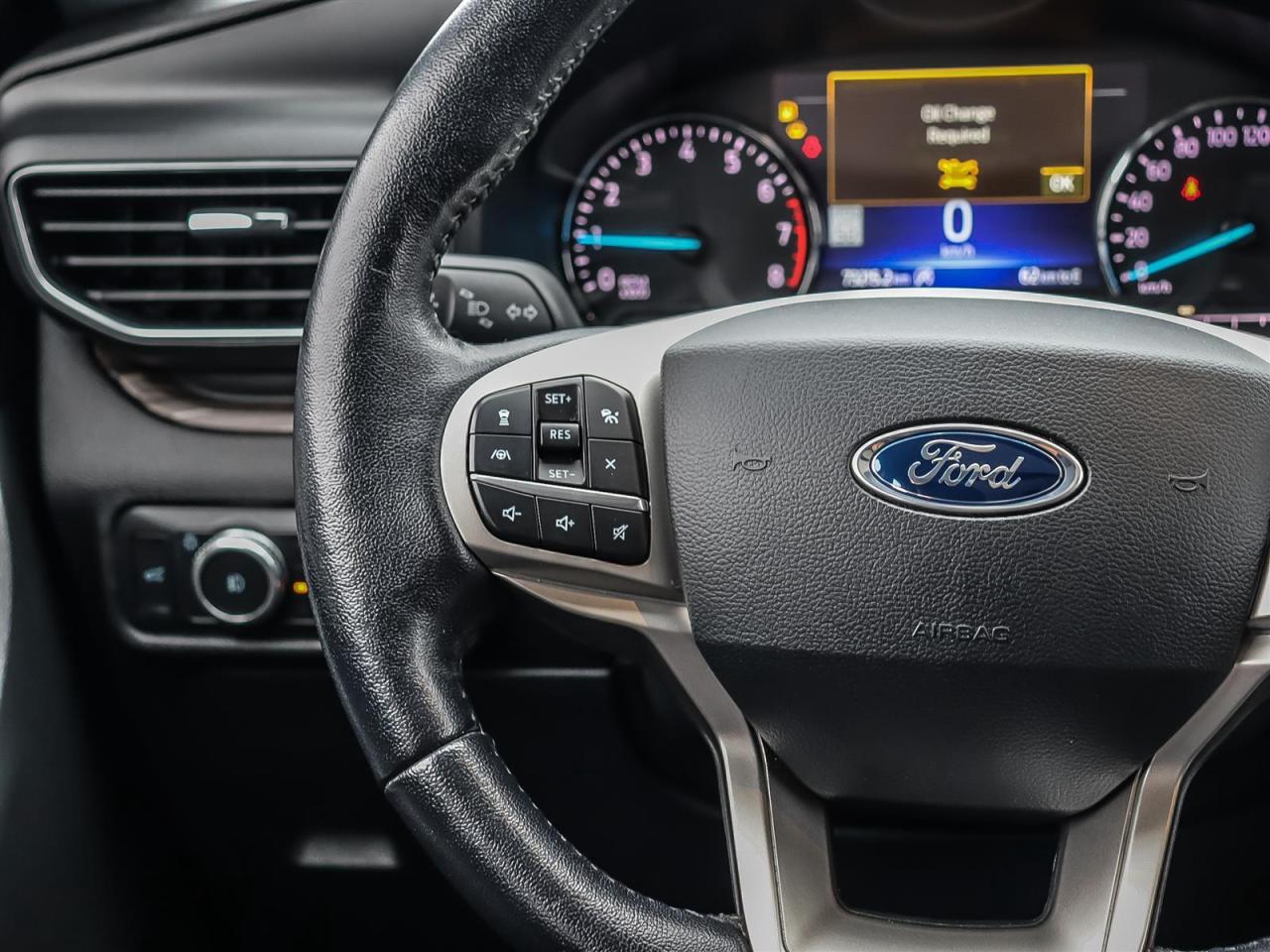 2021 Ford Explorer Limited Bench | Roof | Wireless Pad | Photo